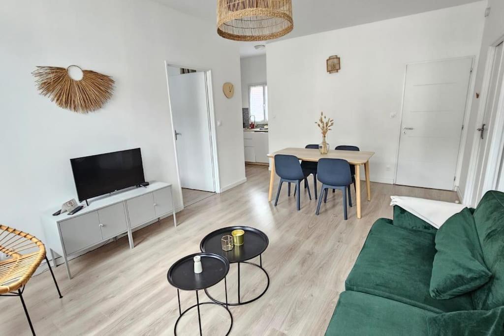 Superbe Appartement 2 Chambres Au Coeur De Pau Esterno foto